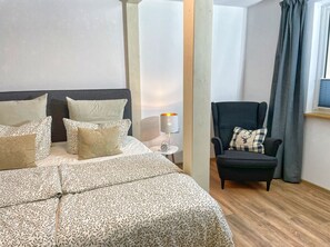 2 bedrooms, free WiFi