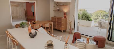 3 chambres, fer et planche à repasser, Wi-Fi gratuit, draps fournis