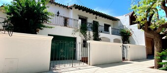 Colonial House in Mendoza! | 12 People