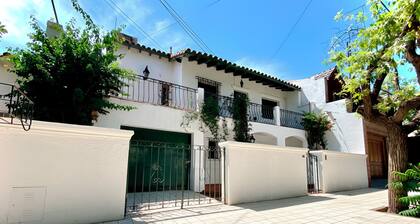 Colonial House in Mendoza! | 12 People