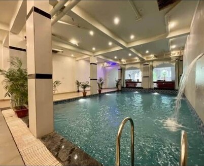Hotel Golden Bird Pushkar 