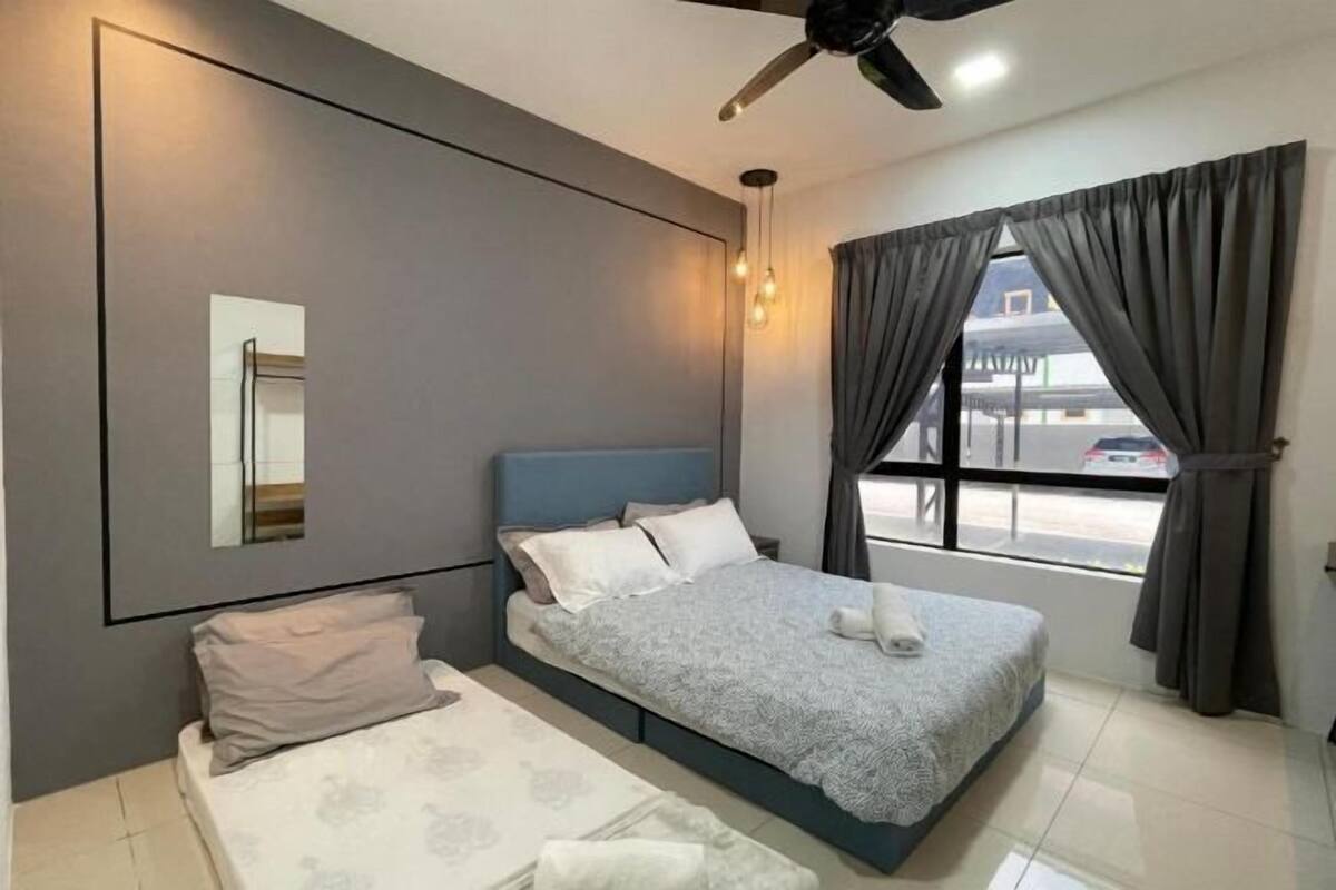 3 bedrooms, free WiFi, bed sheets