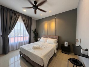 豪華套房, 3 間臥室, 城市景 | 免費 Wi-Fi、床單