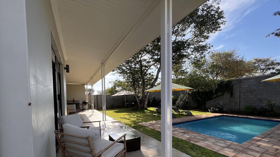 Victoria Falls Estate Villa - 2274
