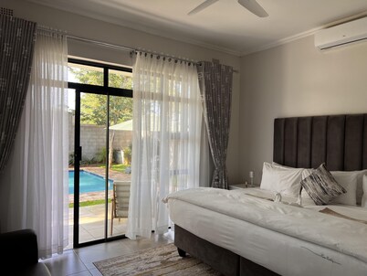 Victoria Falls Estate Villa - 2274