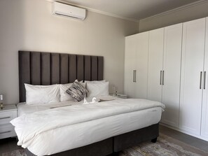 Apartment | 3 bedrooms - Victoria Falls Estate Villa - 2274 (Victoria Falls)