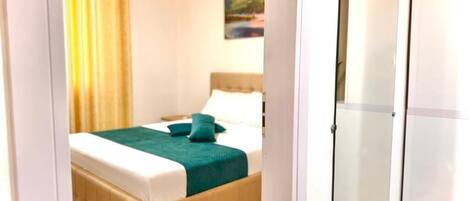 Desk, free WiFi, bed sheets