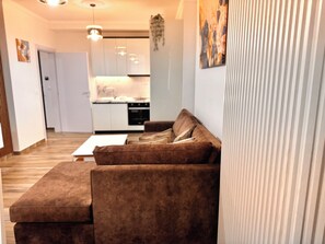 Deluxe Apartment, 2 Bedrooms, Balcony | Living area - Elite Apartments (Durrës)