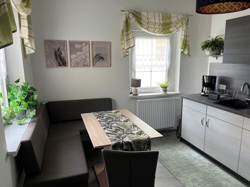 Modern und gemütlich eingerichtete neue Ferienwohnung für 2 Personen + Kleinkind