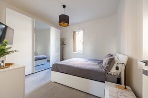 1 habitación, wifi y ropa de cama