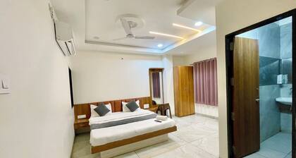 Hotel Shree Nakoda Paradise - Ujjain