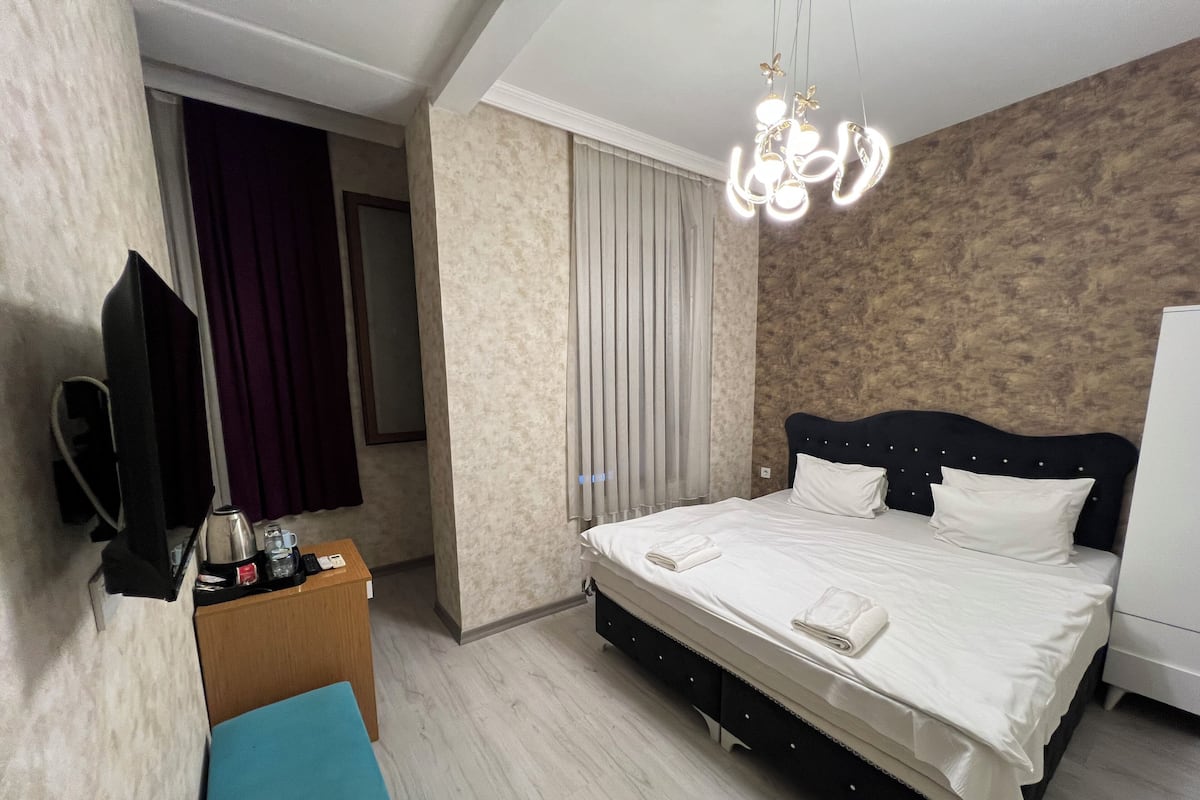 Standart Triple Room | Safe på rommet, lydisolert, strykejern/-brett og wi-fi (inkludert)