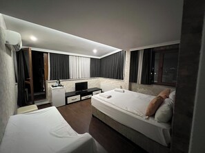 Premium Room With Balcony | In-room safe, soundproofing, iron/ironing board, free WiFi