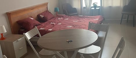 1 bedroom, iron/ironing board, WiFi, bed sheets