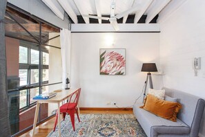 TV connectée, espaces bureaux