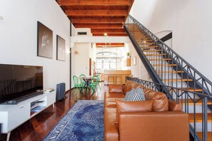 TV connectée, espaces bureaux