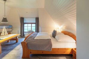 3 bedrooms, iron/ironing board, travel crib, internet - The vacation home "Neukoog Deichzeit" on Nordstrand for up to 4 people (Nordstrand)