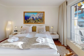 1 bedroom, iron/ironing board, travel crib, free WiFi