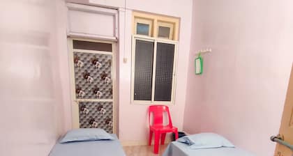Hotel Raghav