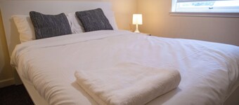 City centre apartment with off street parking & tucked away in a quiet location