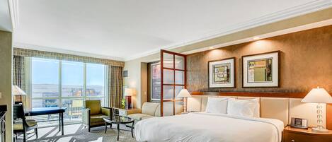 Desk, iron/ironing board, WiFi, bed sheets