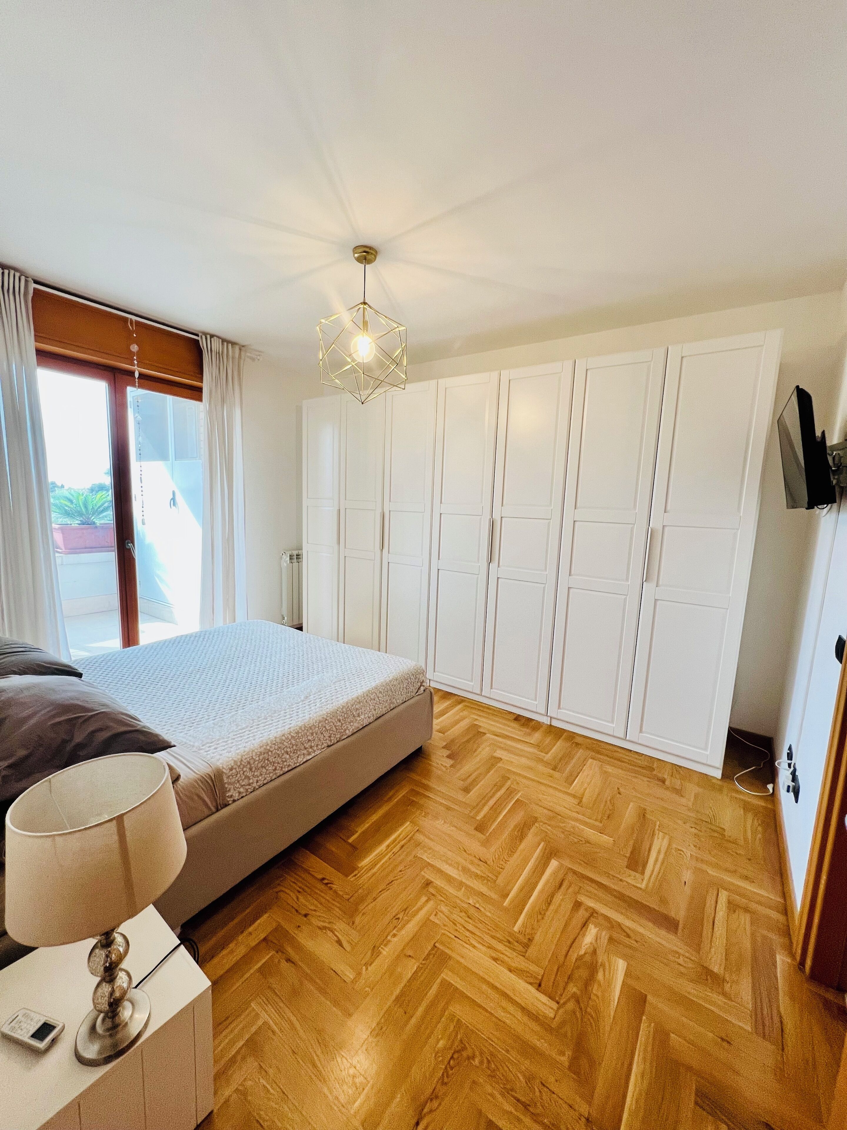 2 chambres, fer et planche à repasser, Wi-Fi, draps fournis