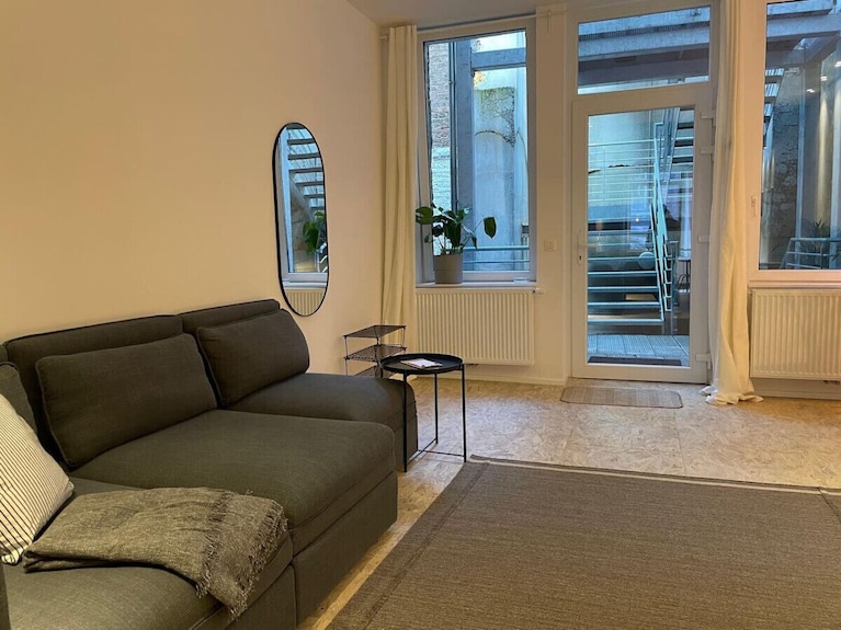 2 Bedroom Duplex In The Historic Heart Of Liège - Chaudfontaine