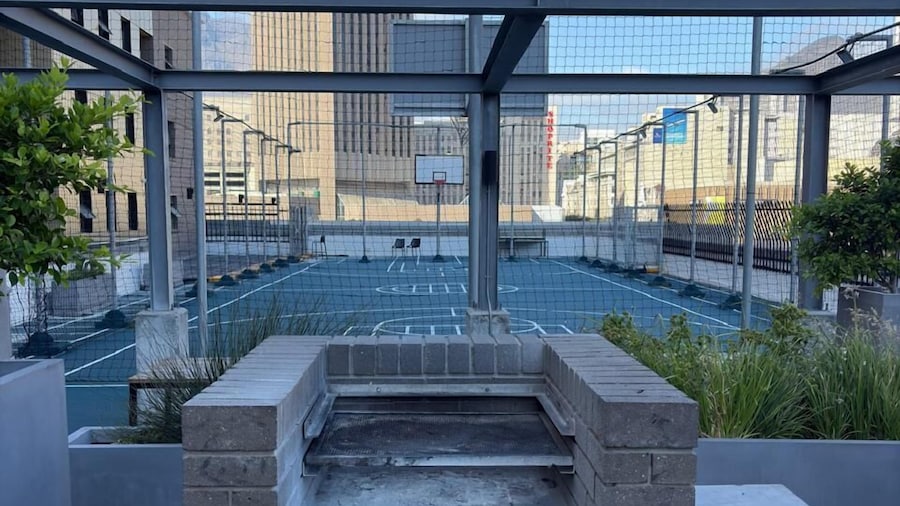 Stay at Cape Station