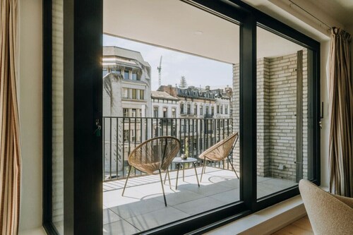 Apt. 2 chambres + garage en plein centre de Liege