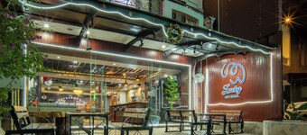 Lucky City Hotel