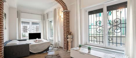 Standard-Apartment, Mehrere Schlafzimmer, Bergseite (Blue Mermaid of Stresa Pet Friendly)