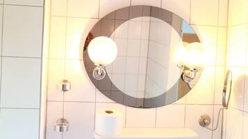 Handdoeken, zeep, shampoo, toiletpapier