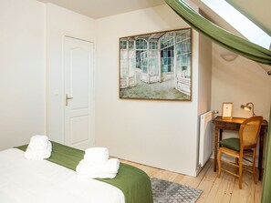 5 chambres, accès au Wi-Fi (inclus)