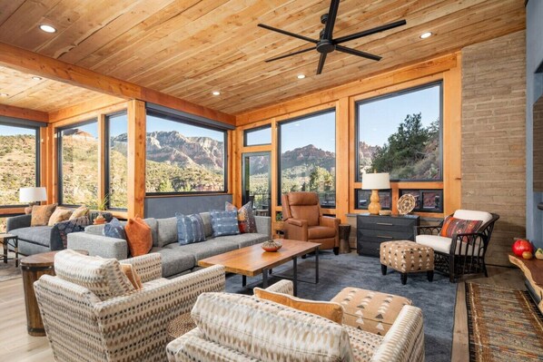 Téléviseur connecté, foyer, imprimante