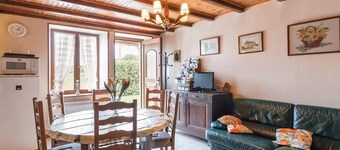 Rooms with private bath, breakfast and terrace in Melin
