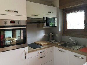 Mikrovågsugn och diskmaskin