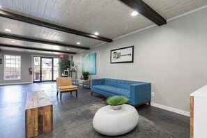 TV connectée, espaces bureaux