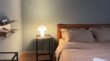 1 chambre, lit parapluie, Wi-Fi gratuit, draps fournis