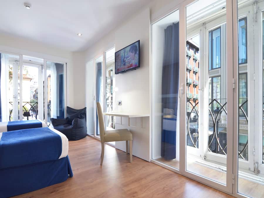 Twin Room, 1 Bedroom | Premium bedding, down comforters, free minibar, in-room safe