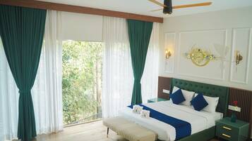 Standard Villa, Garden View | Premium bedding, desk, laptop workspace, soundproofing
