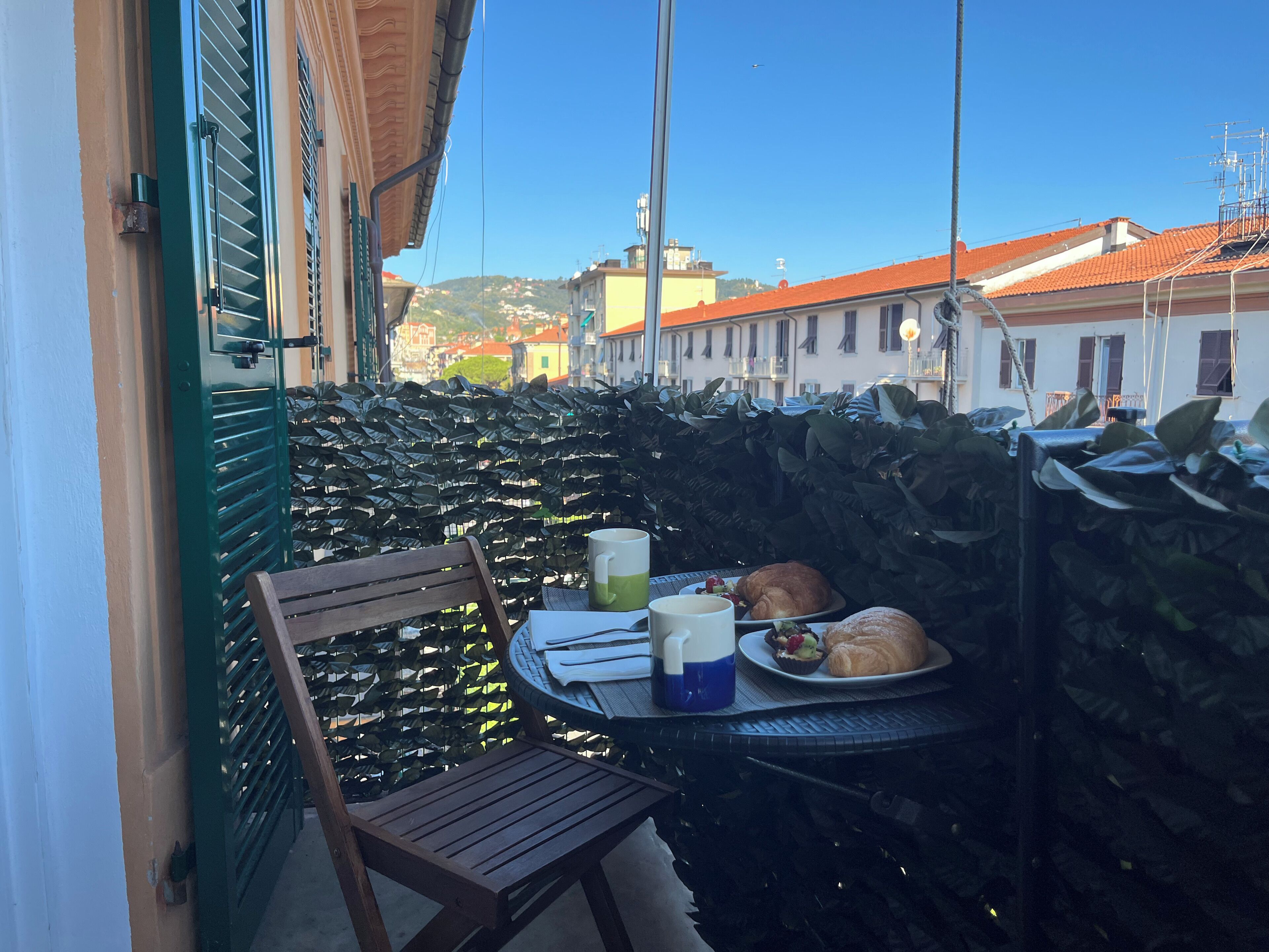 Camera Luxury con letto matrimoniale o 2 letti singoli, vista città | Vista città