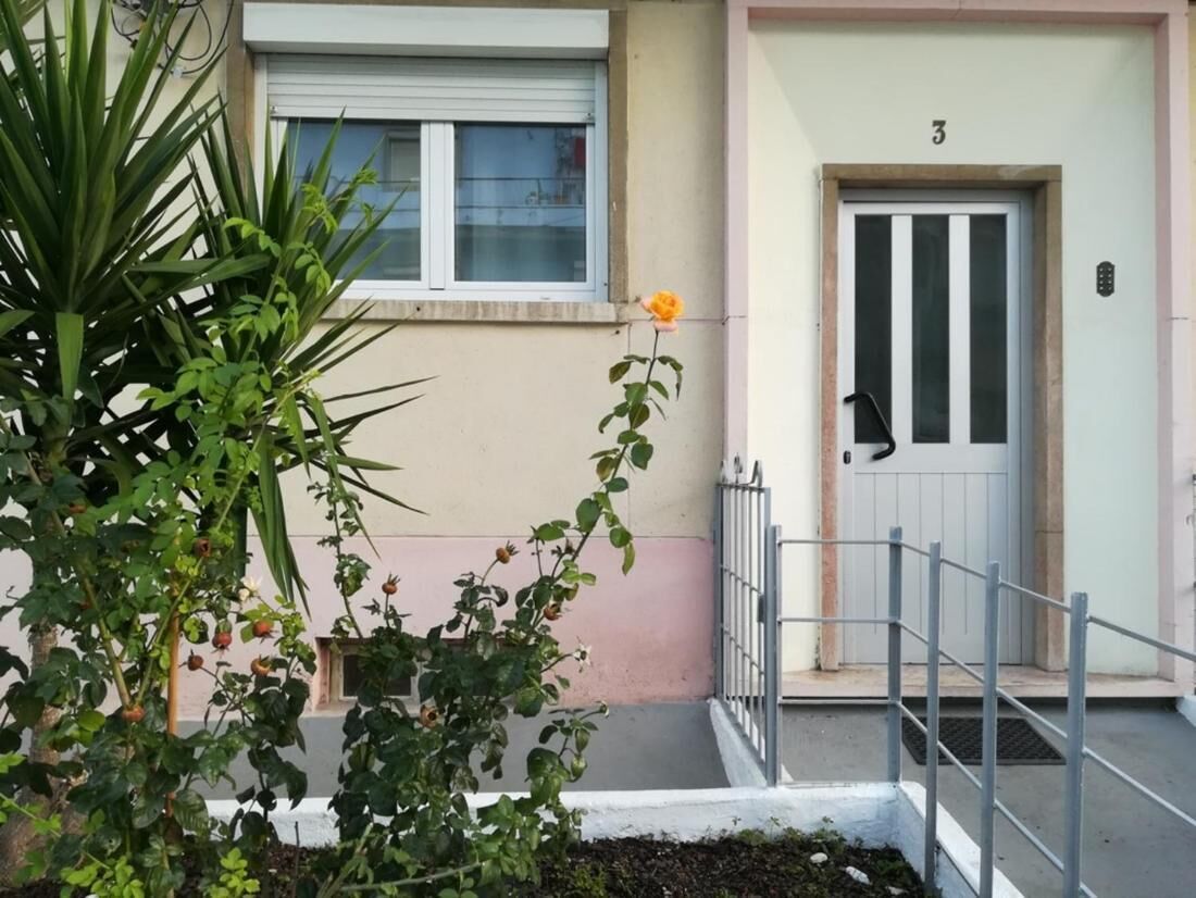 Apartment, 2 Bedrooms, Smoking, Patio | Property entrance