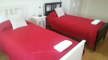 2 bedrooms