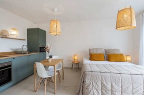 1 bedroom, desk, iron/ironing board, free WiFi - Studio Romarin magnificent sea view (Cargèse)