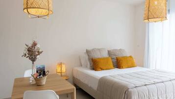 1 slaapkamer, een bureau, een strijkplank/strijkijzer, gratis wifi