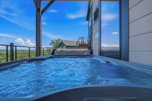屋外スパ浴槽
