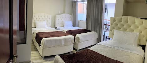 11 bedrooms, WiFi, bed sheets