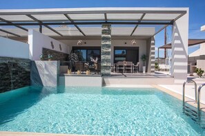 Pool - Escape to Kiki Luxury Villa, ideally located just steps from the Afandou beach. (Rhodes)