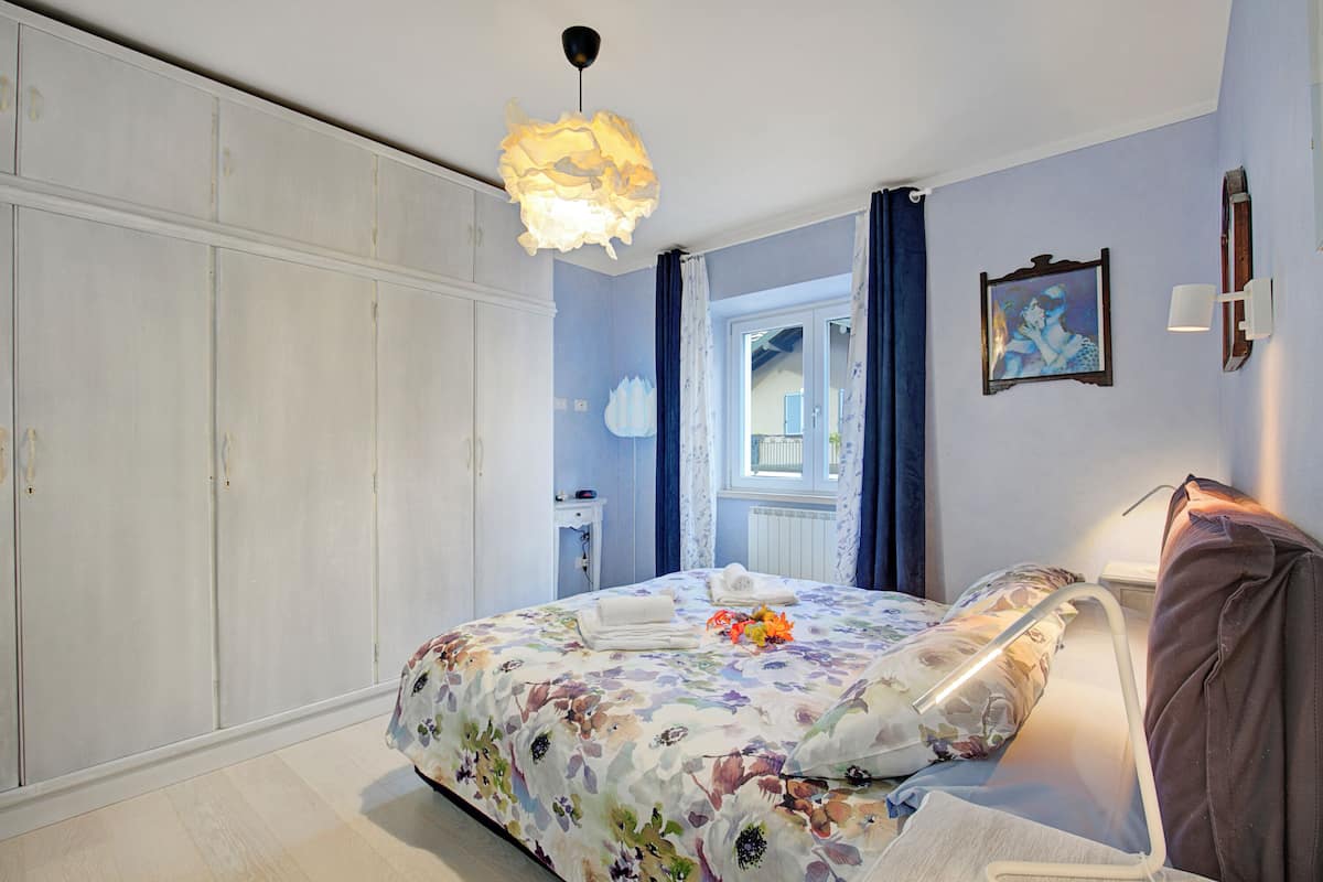 Standard Apartment, Multiple Bedrooms (Casa Adelaide Mountain And Lake) | 2 bedrooms, free WiFi, bed sheets