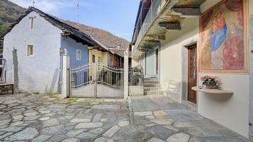 Appartamento Standard, 2 camere da letto, balcone (Casa Adelaide, near Mountain and Lake) | Esterni